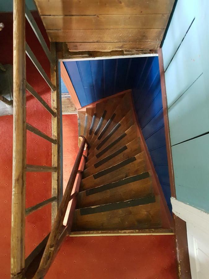 Guesthouse Gamli Baer Хусафедль Экстерьер фото
